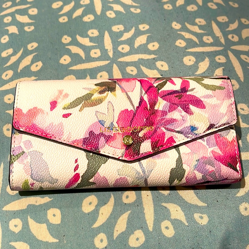 Liz Claiborne Wallet